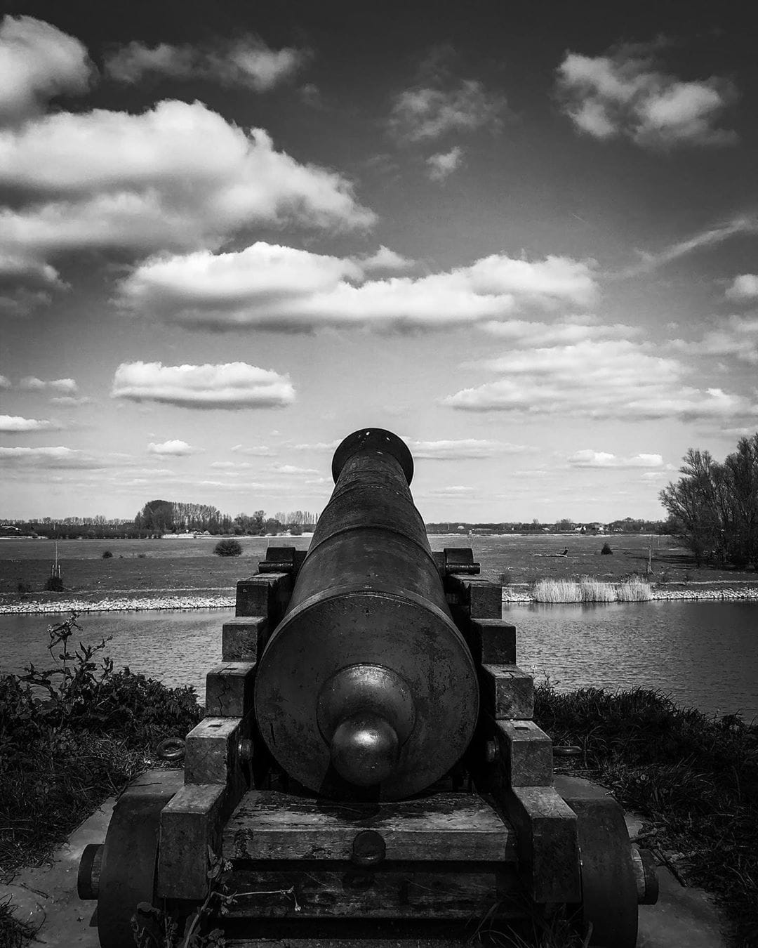 Cannon alongside the water