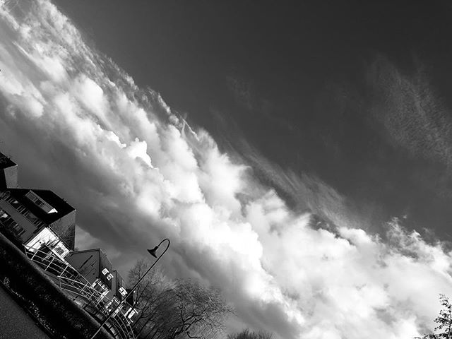 Dierdonk Helmond overwhelmed by clouds