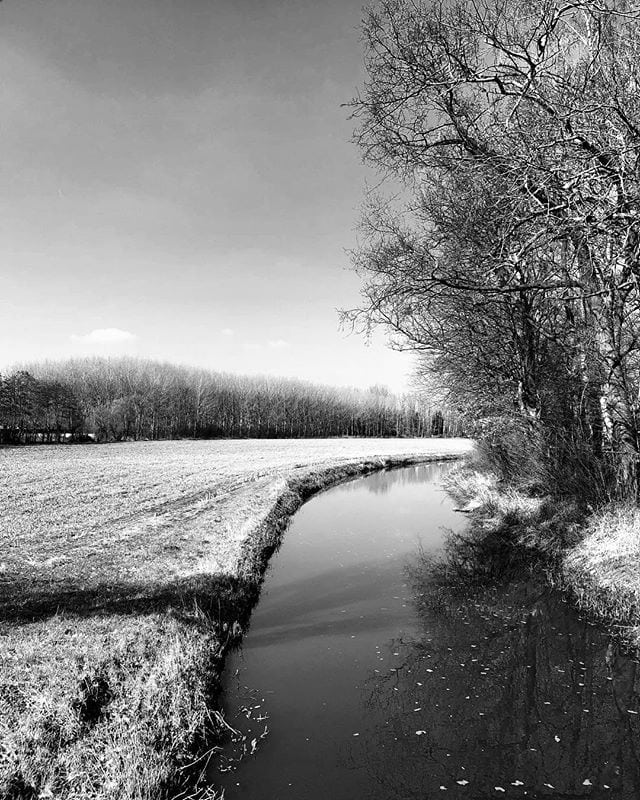 Bending river