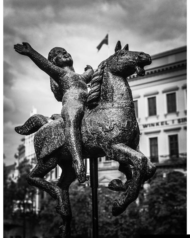 Happiness statue Utrecht