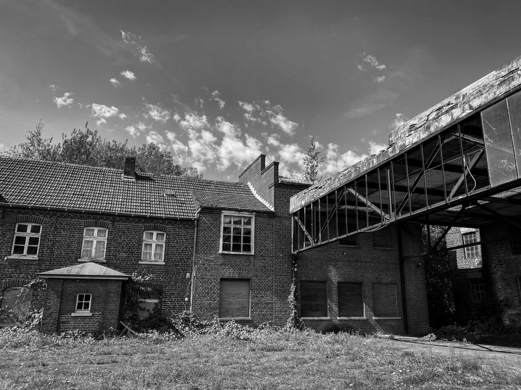 Urbex abandoned factory Nordrhein westfalen - Urbex locations in Germany